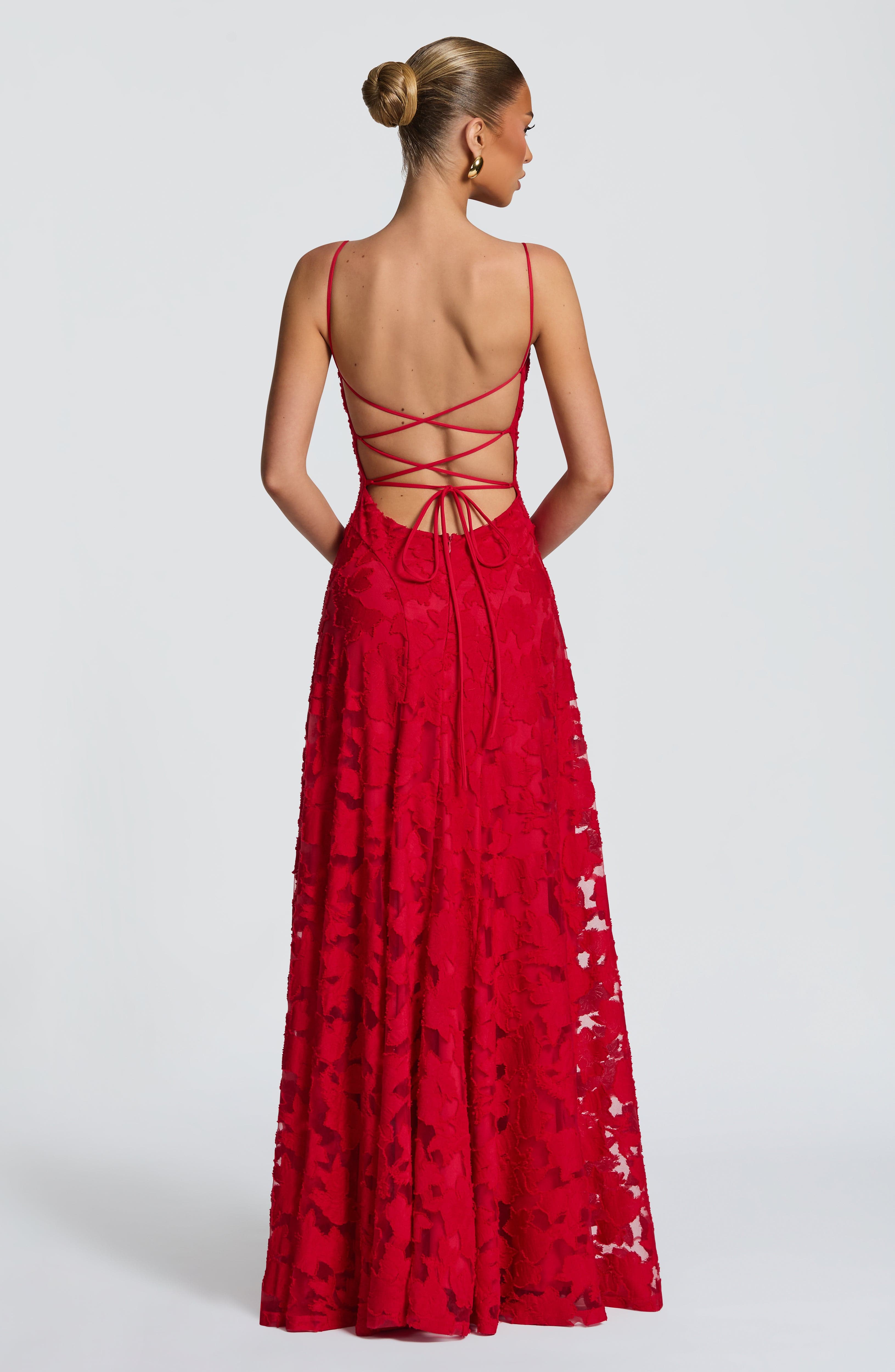 Francis Valmont — Vestido Largo Rojo | Audacia que Enamora
