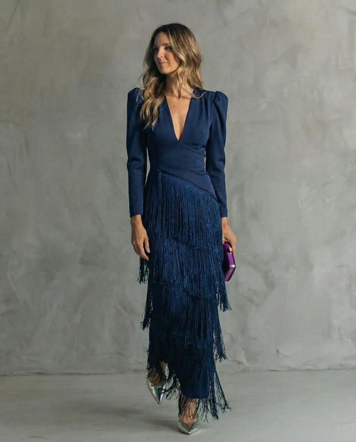 Alessia Valmont — Vestido Midi Elegante con Mangas de Flecos | Detalle que Seduce