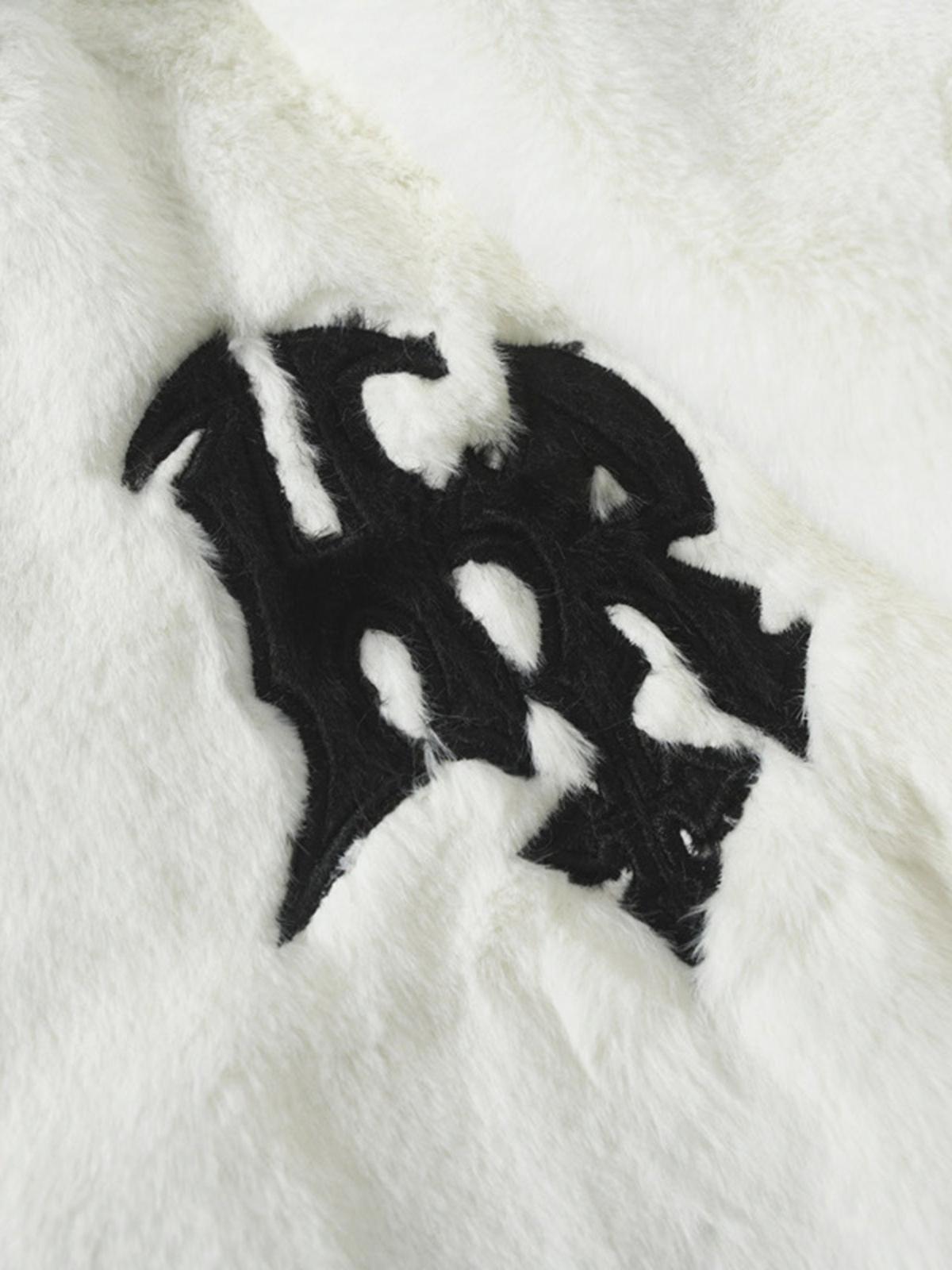 Chaqueta Fur Letter Valmont — Distinción urbana irresistible | Urban