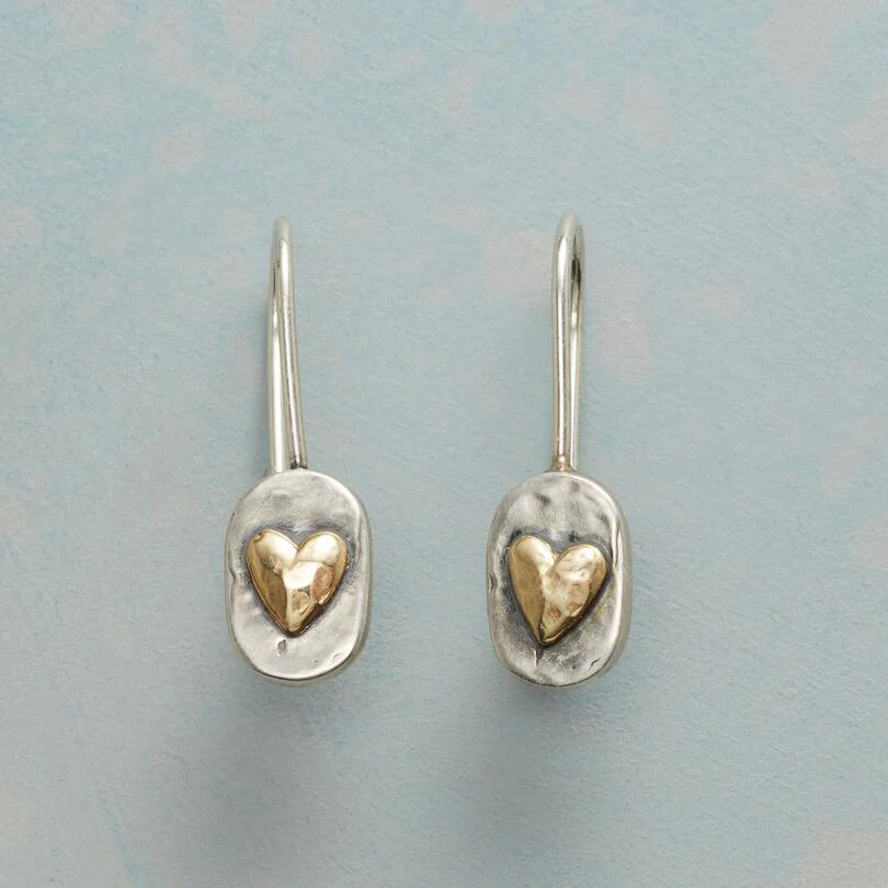 Corazón Dorado Valmont — Pendientes Elegantes Corazón | Joyería