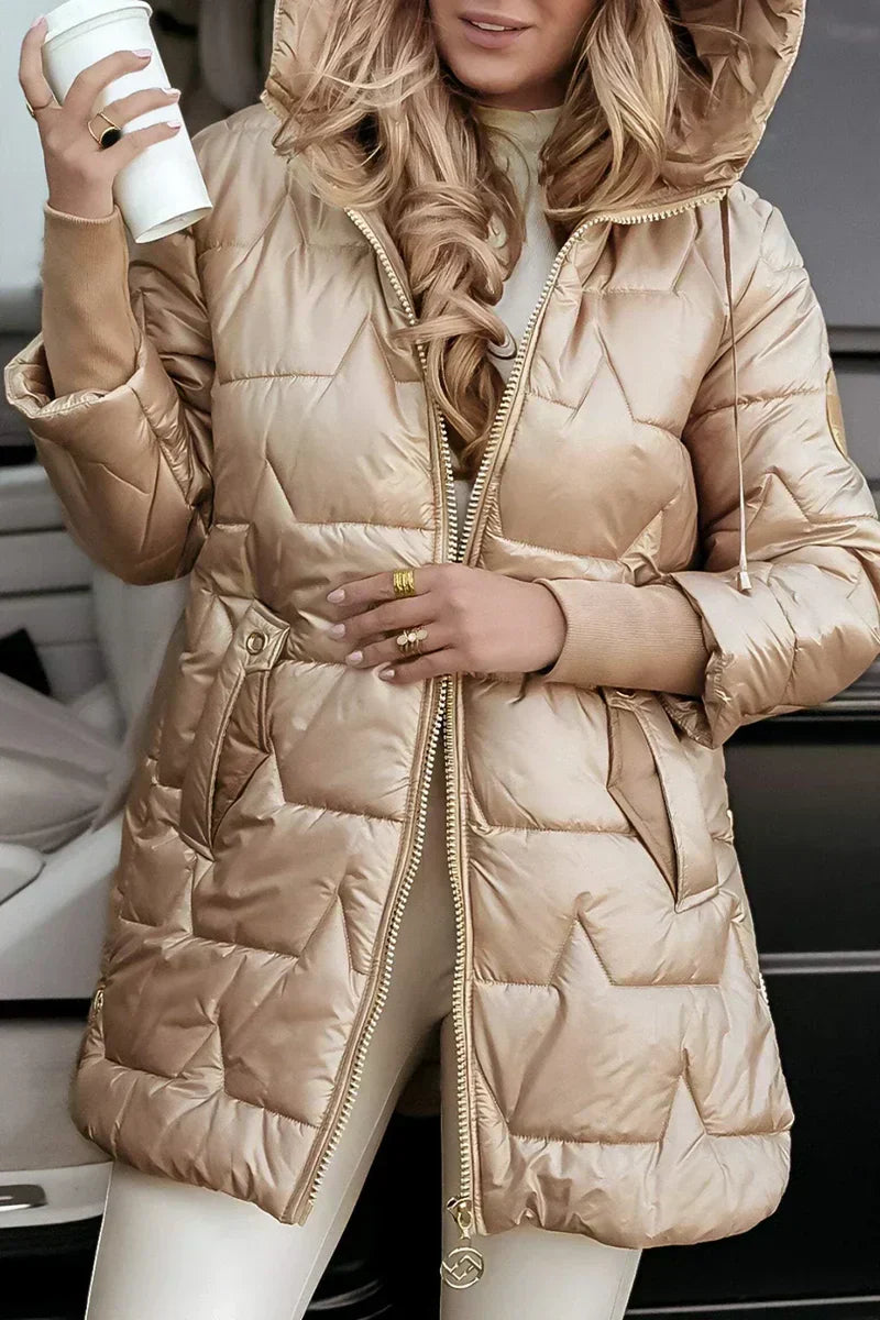 Valentina Valmont — Abrigo Elegante con Capucha | LIQUIDACIÓN 70%