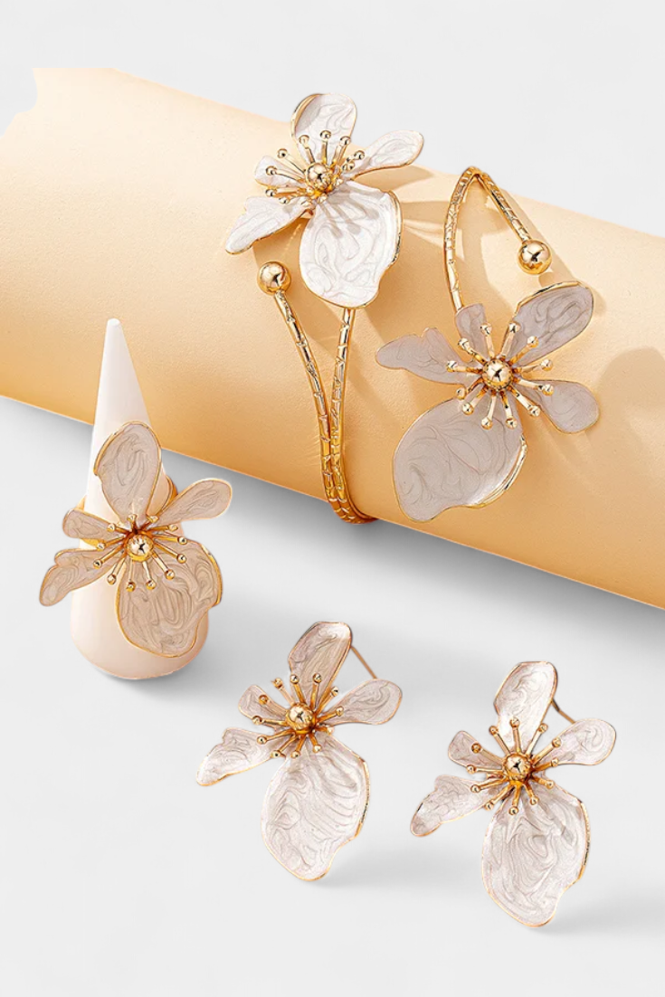 Floral Set Valmont — Set Pulsera + Pendientes + Anillos | Joyería