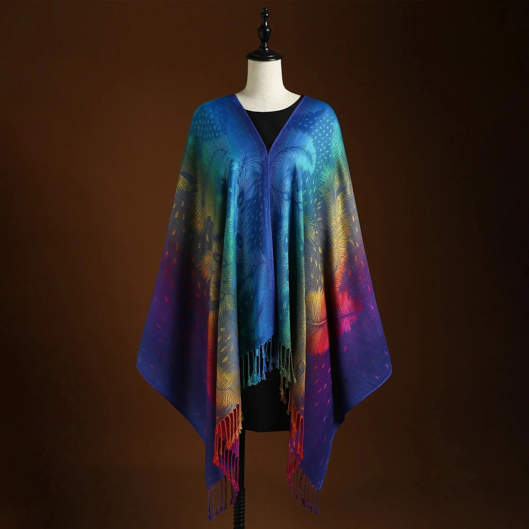 Aurora Valmont — Pañuelo Mantón de Seda | Accesorio Premium