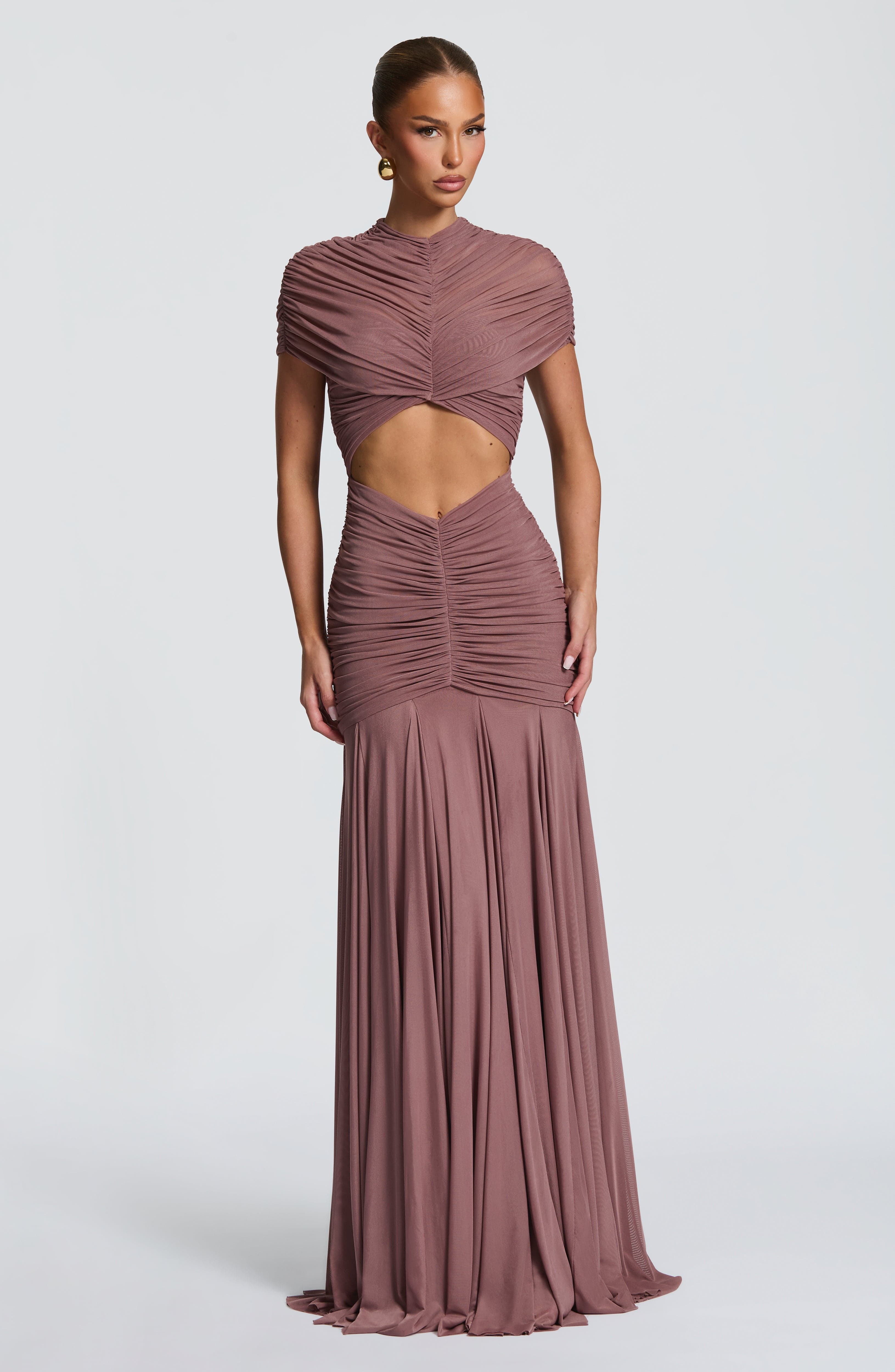 Jaya Valmont — Vestido Largo Rosa Empolvado | Edición Limitada