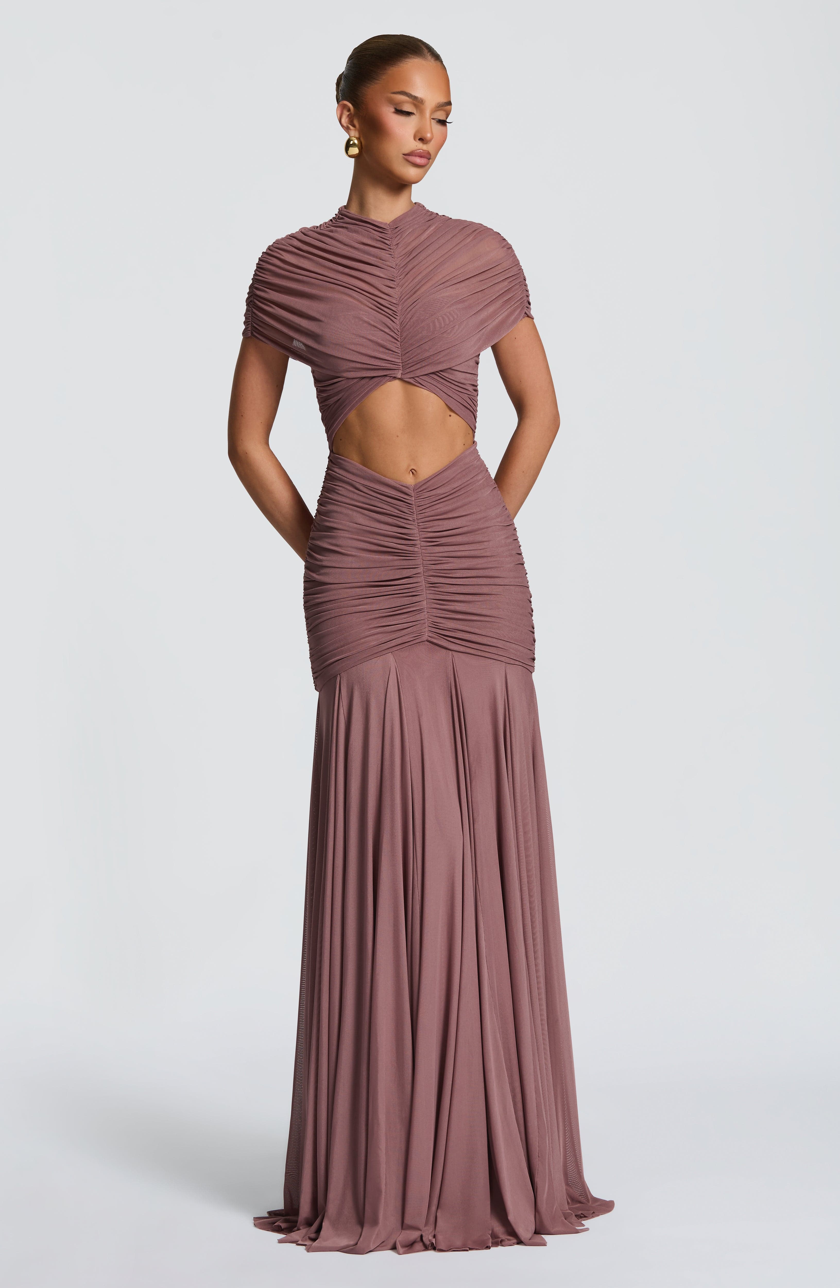 Jaya Valmont — Vestido Largo Rosa Empolvado | Edición Limitada