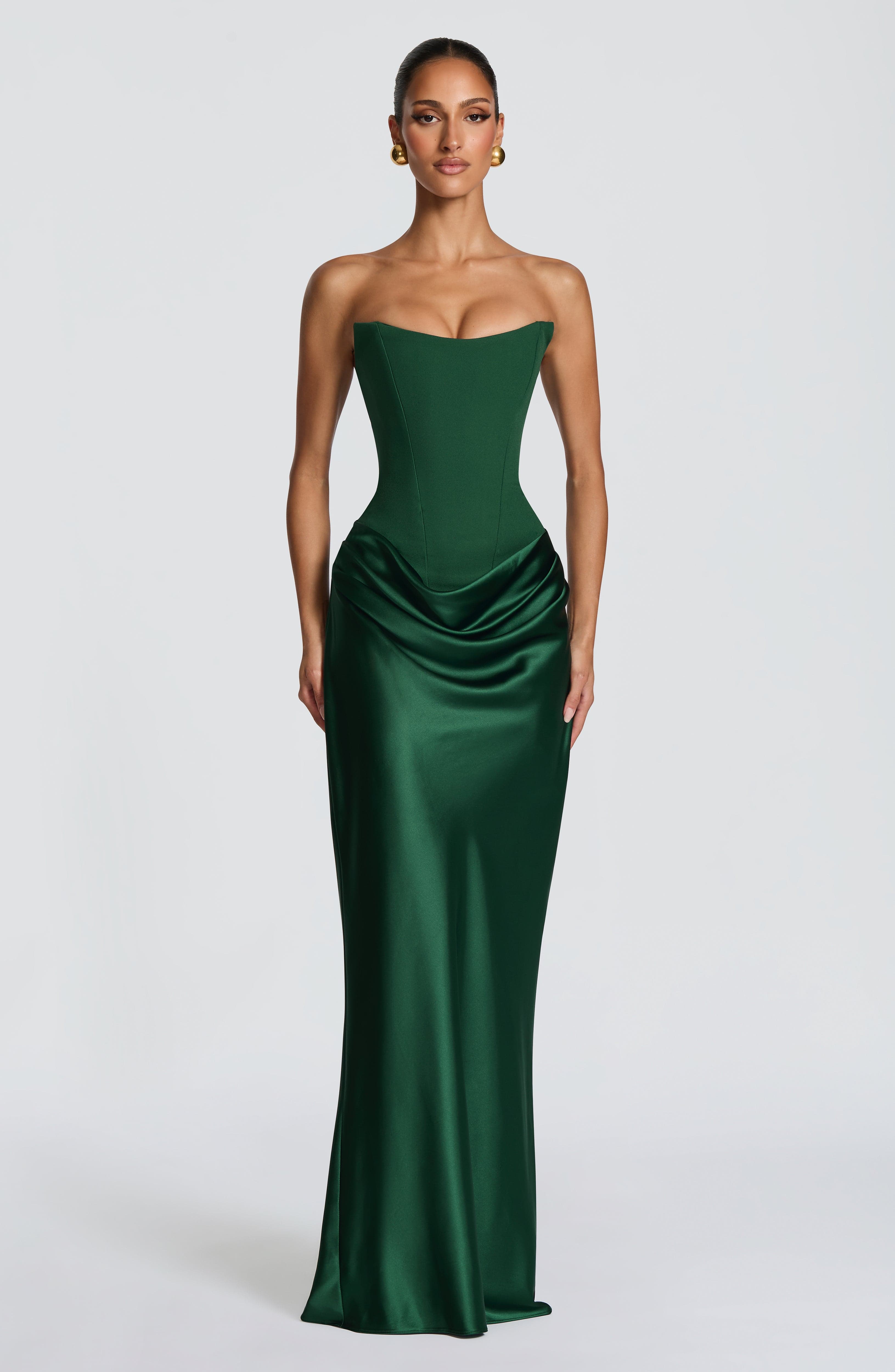 Maggie Valmont — Vestido Largo Esmeralda | Lujo en Verde Profundo