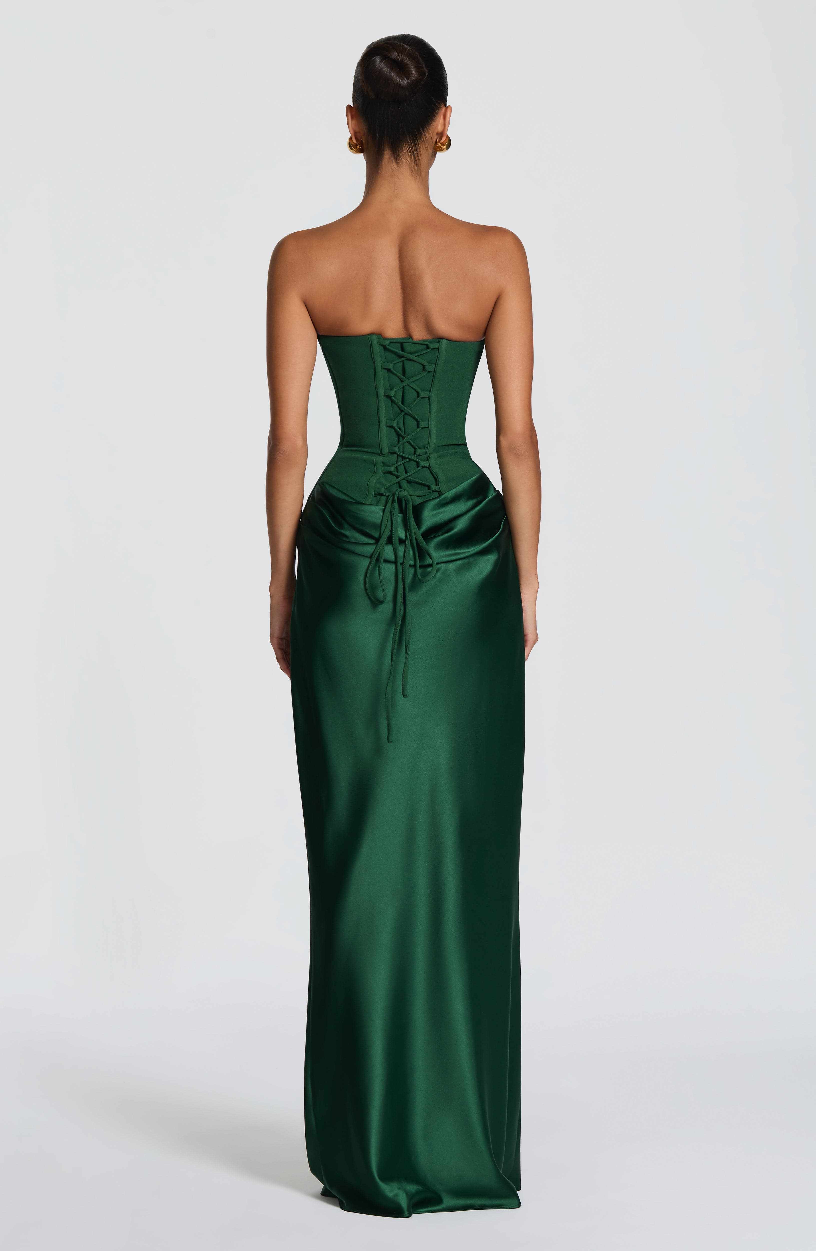 Maggie Valmont — Vestido Largo Esmeralda | Lujo en Verde Profundo