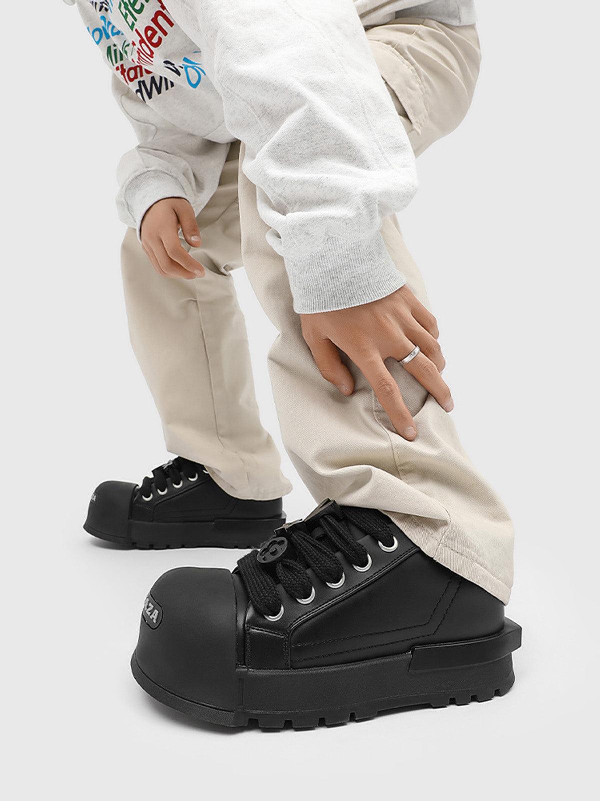 Zapatillas Monochrome Chunky Valmont — Distinción urbana irresistible | Monocromo