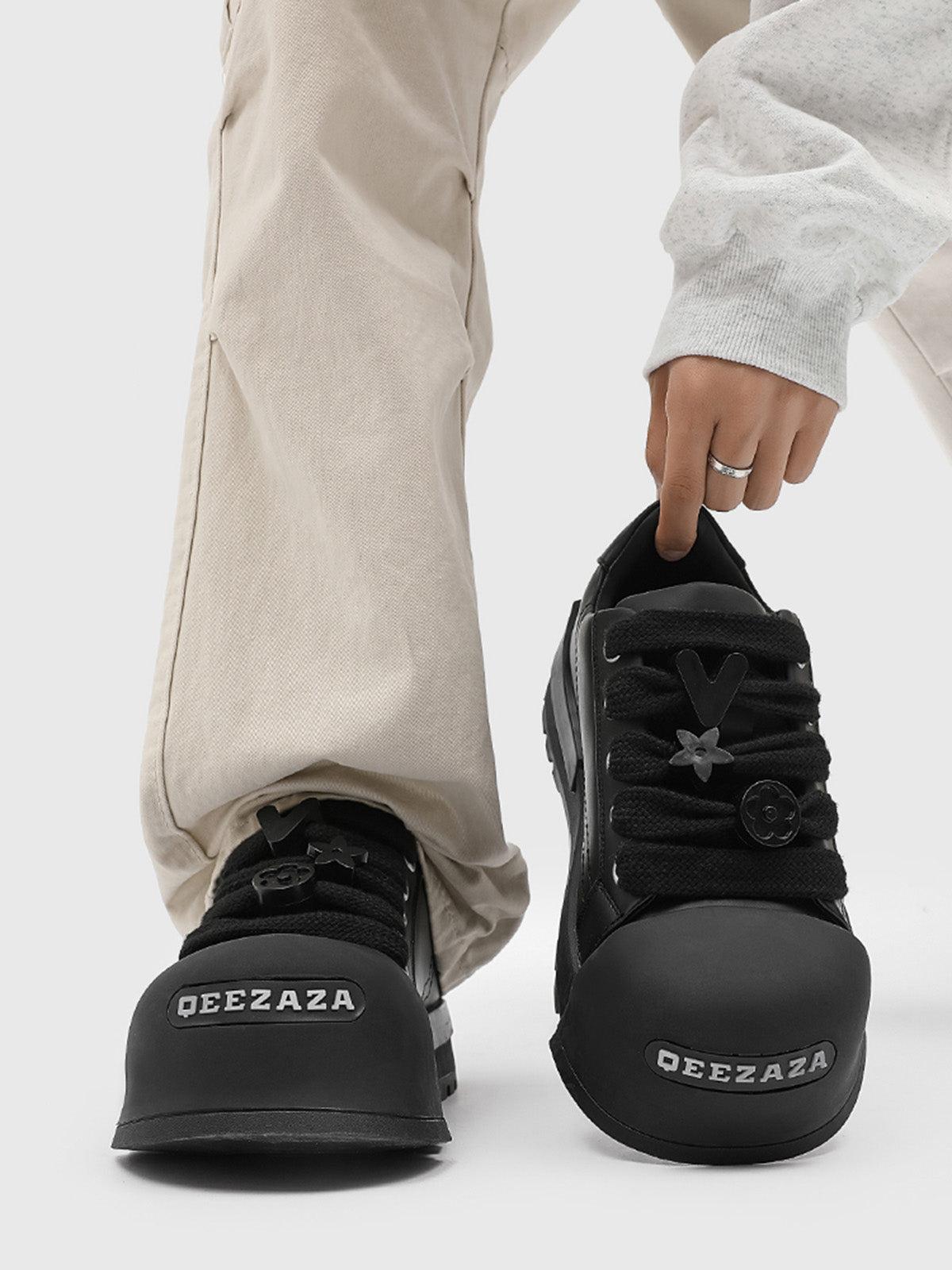 Zapatillas Monochrome Chunky Valmont — Distinción urbana irresistible | Monocromo