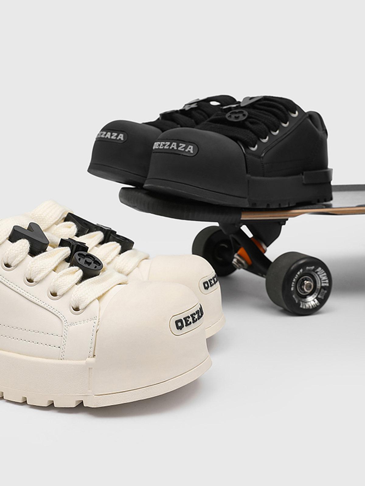 Zapatillas Monochrome Chunky Valmont — Distinción urbana irresistible | Monocromo