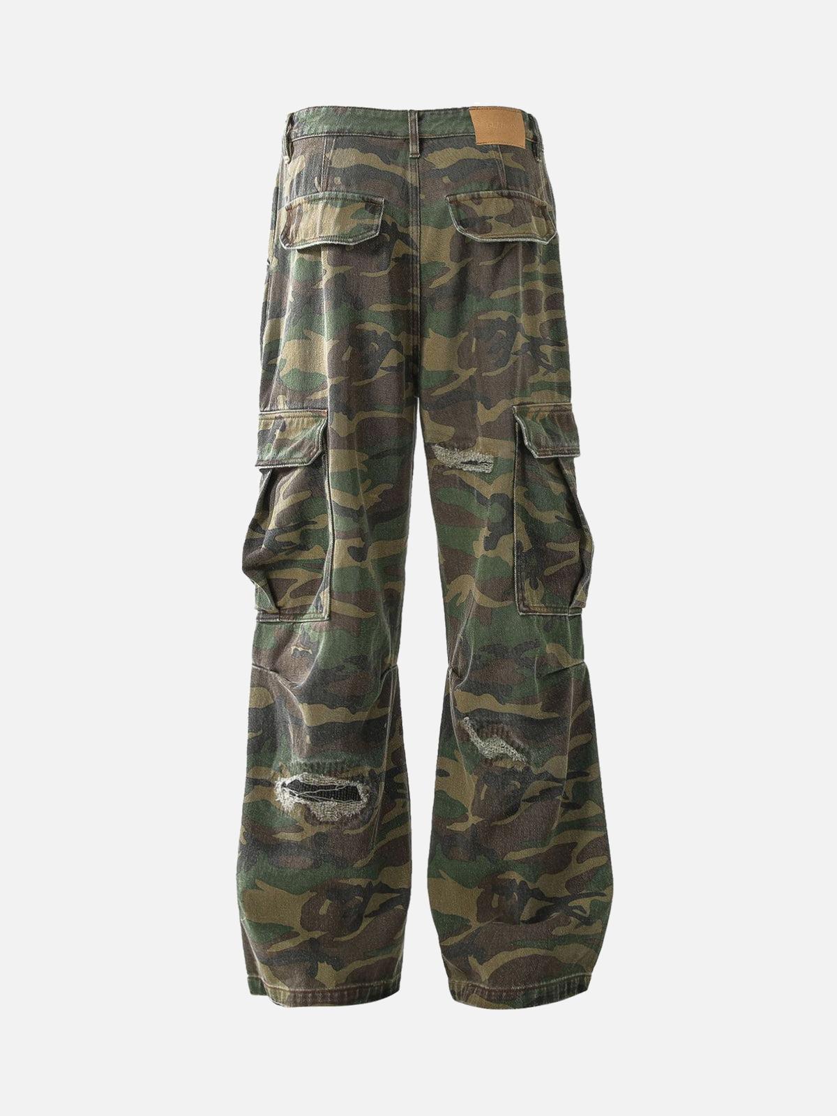 Pantalón Cargo Camo Flare Valmont — Distinción urbana irresistible | Rojo
