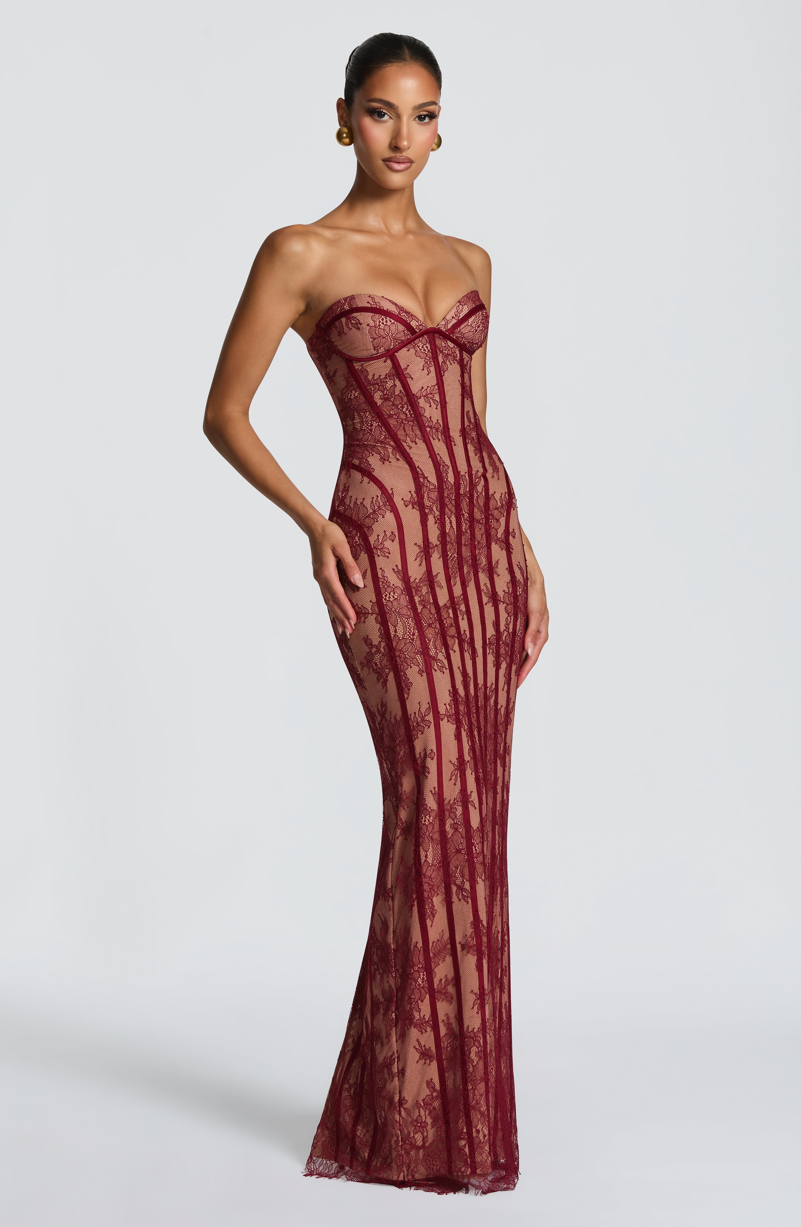 Sian Valmont — Vestido Maxi Borgoña | Edición Limitada Premium