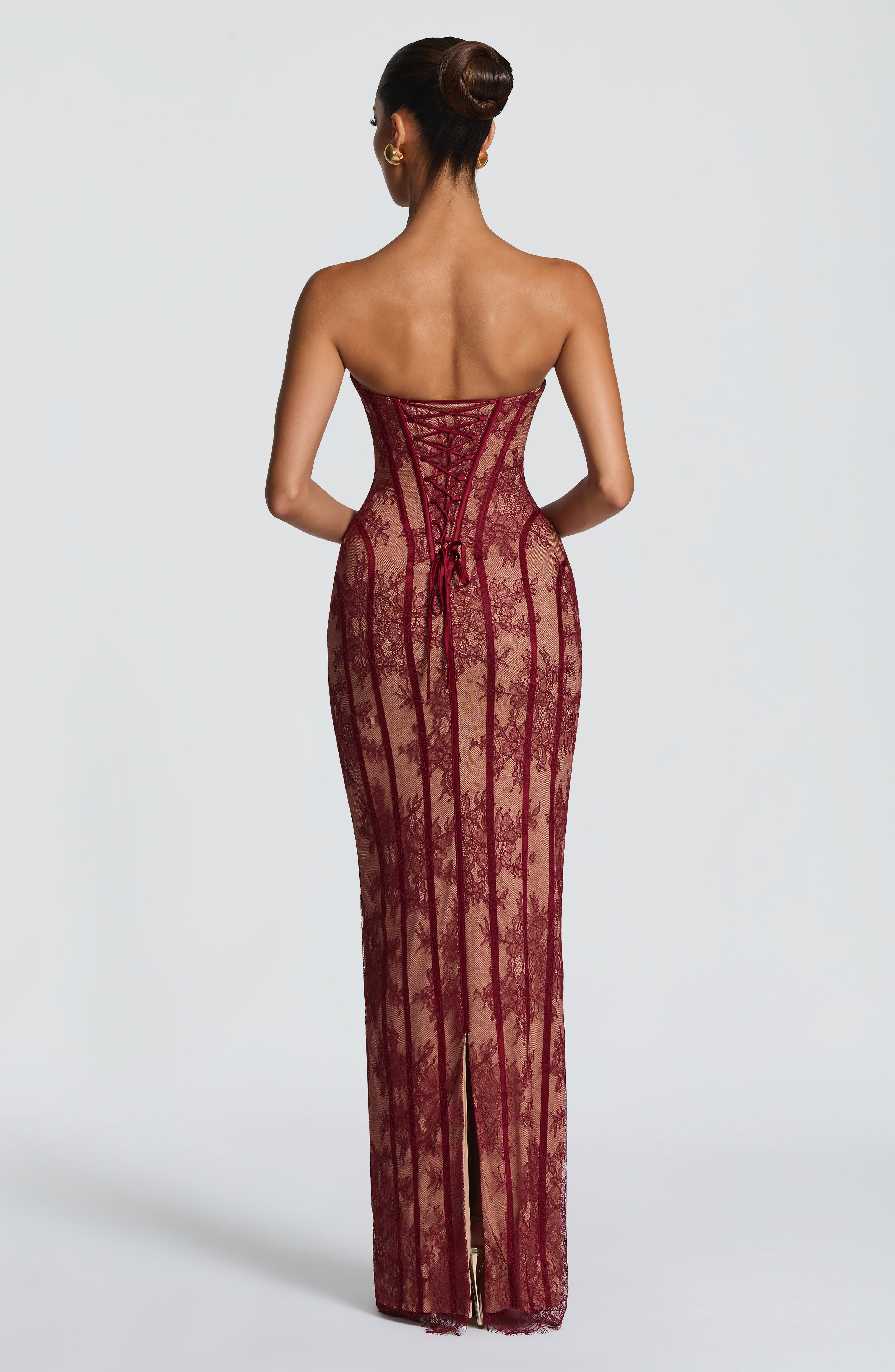 Sian Valmont — Vestido Maxi Borgoña | Edición Limitada Premium