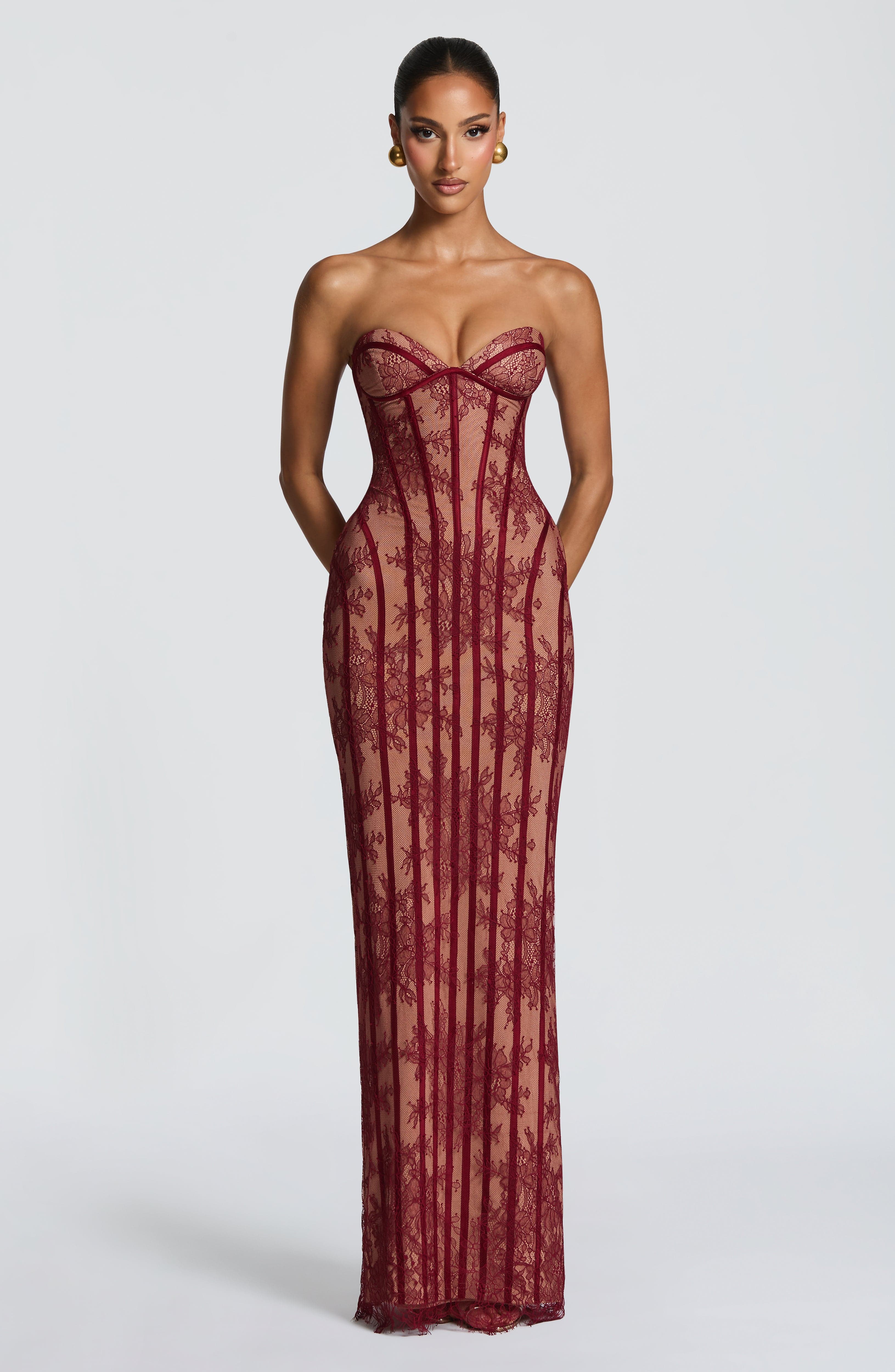 Sian Valmont — Vestido Maxi Borgoña | Edición Limitada Premium
