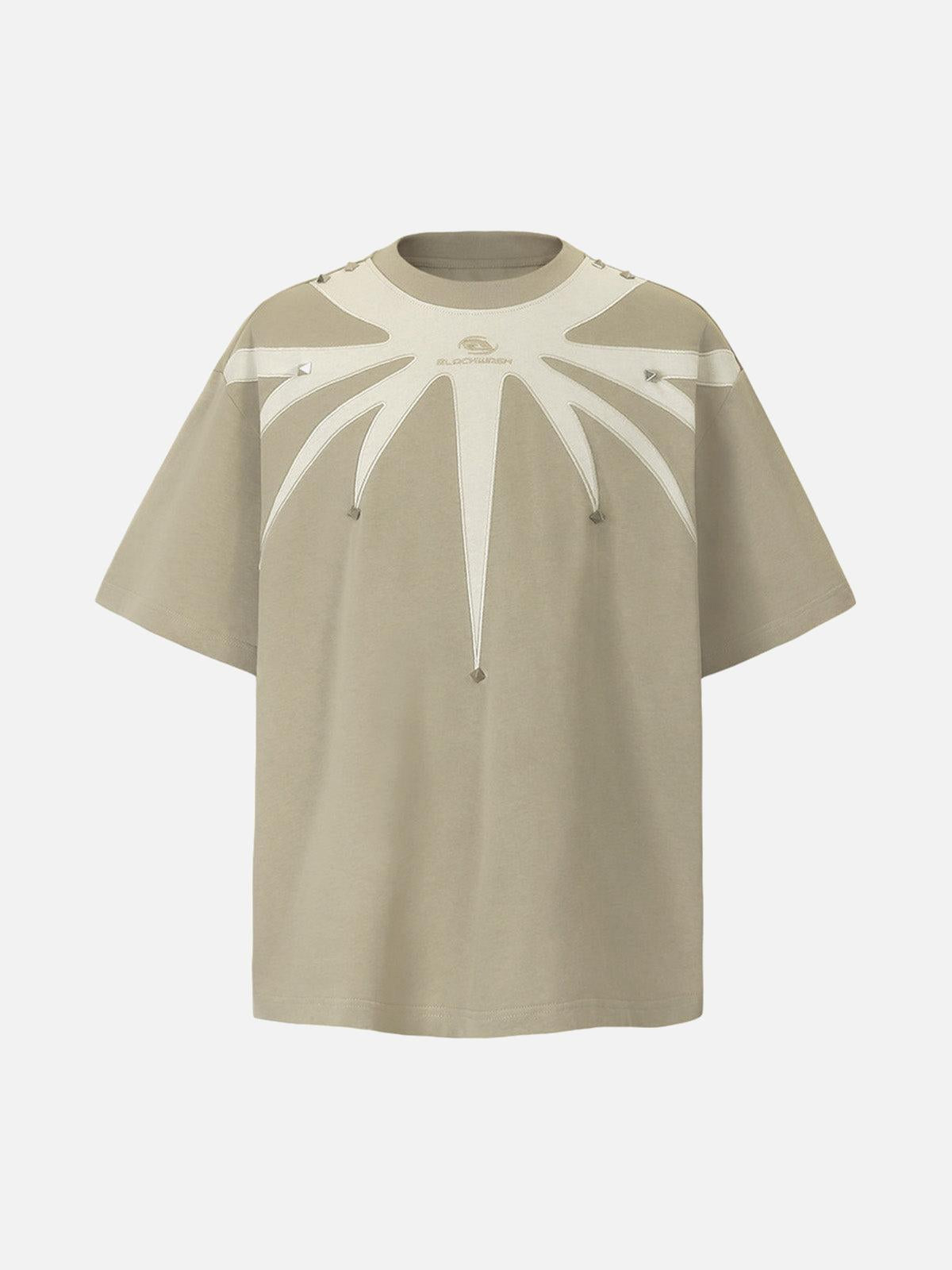 Camiseta Cleanfit Bordado Valmont — Distinción urbana irresistible | Urban