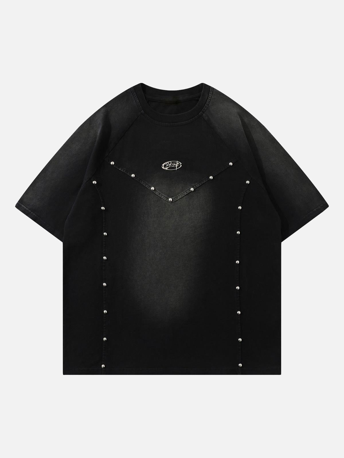 Camiseta Rivets Vintage Valmont — Distinción urbana irresistible | Vintage Wash