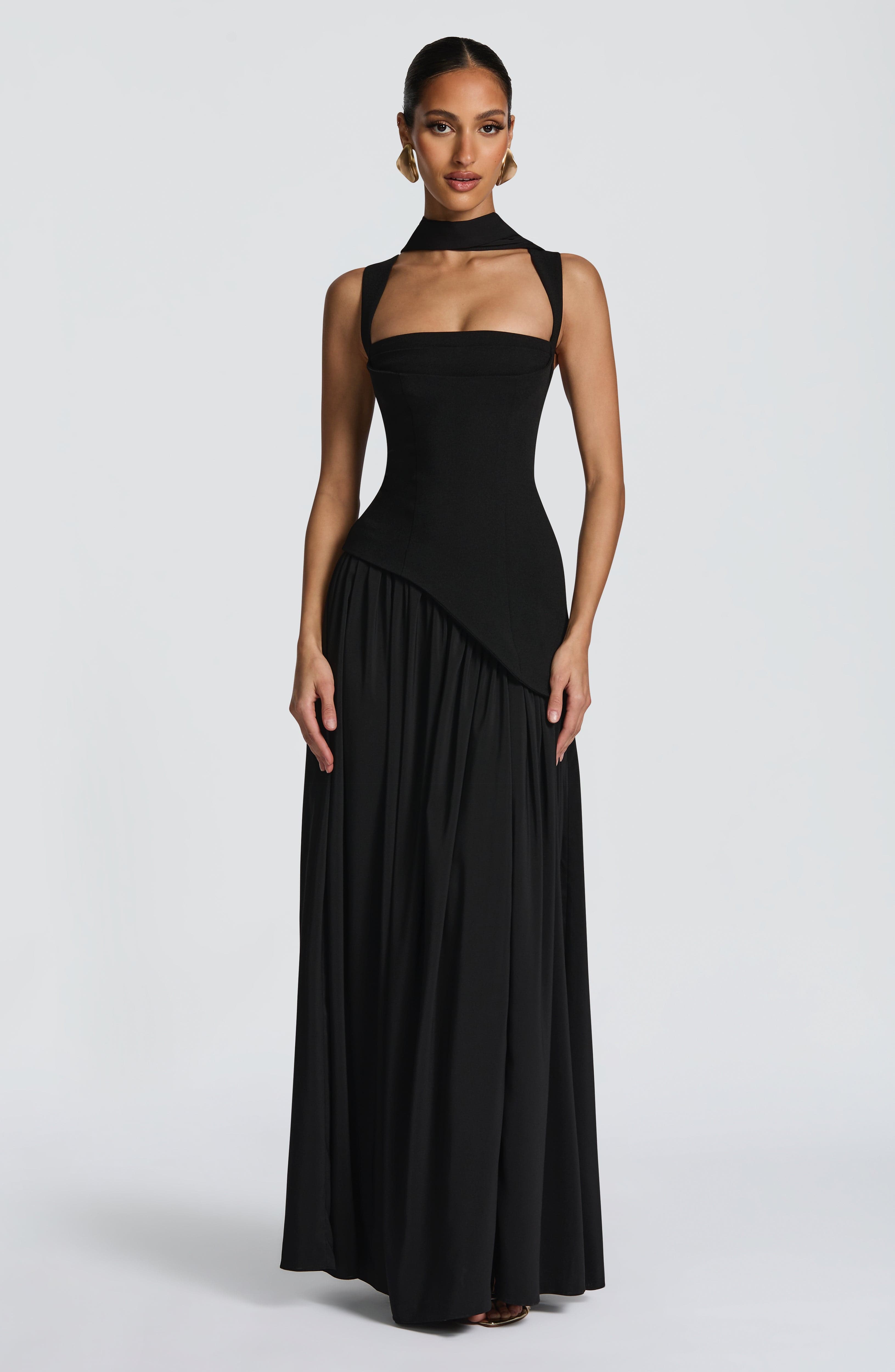 Vestido Tullulah Valmont — Maxi Largo | Negro, Oliva, Ciruela y Cereza