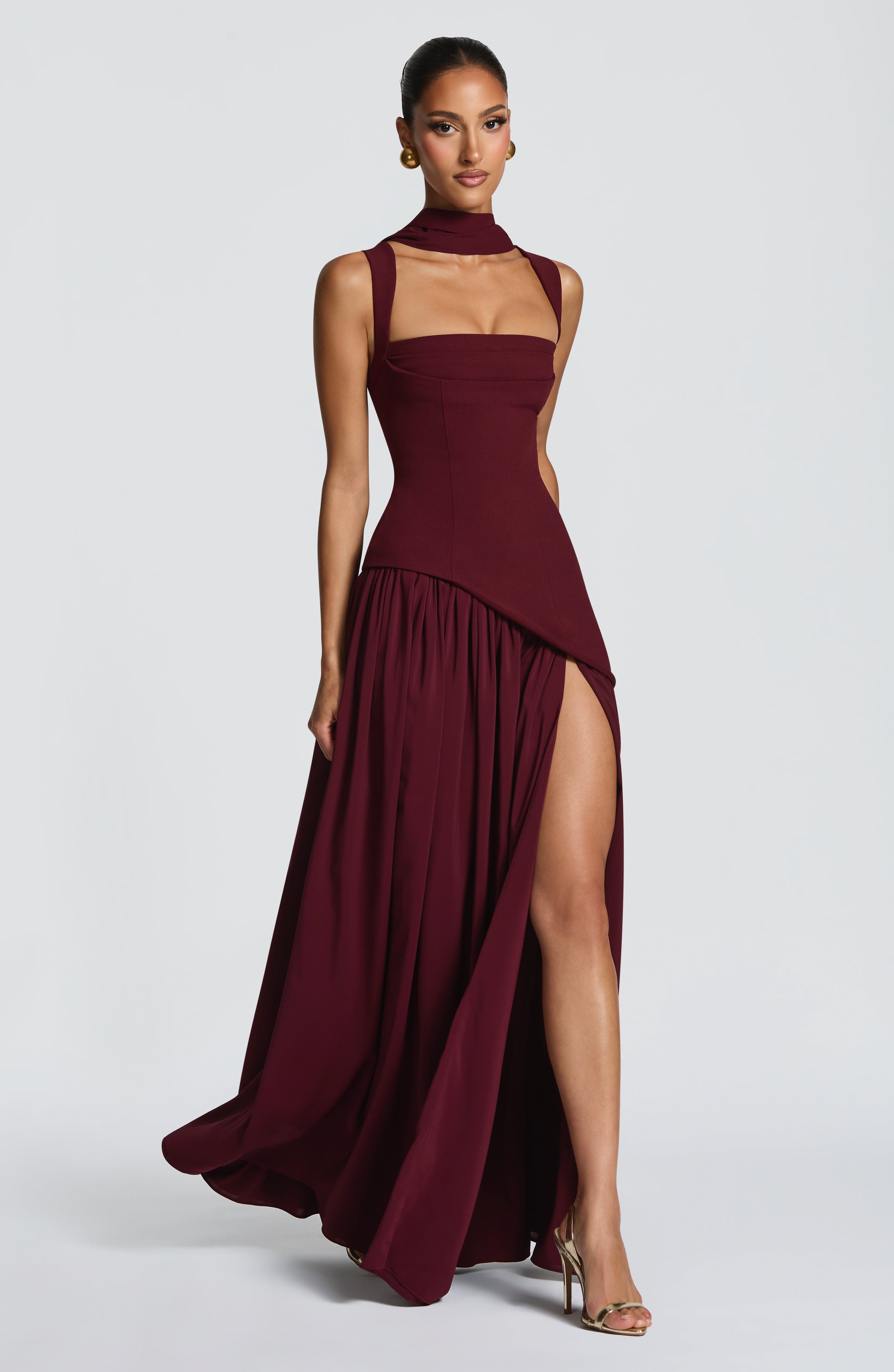 Vestido Tullulah Valmont — Maxi Largo | Negro, Oliva, Ciruela y Cereza