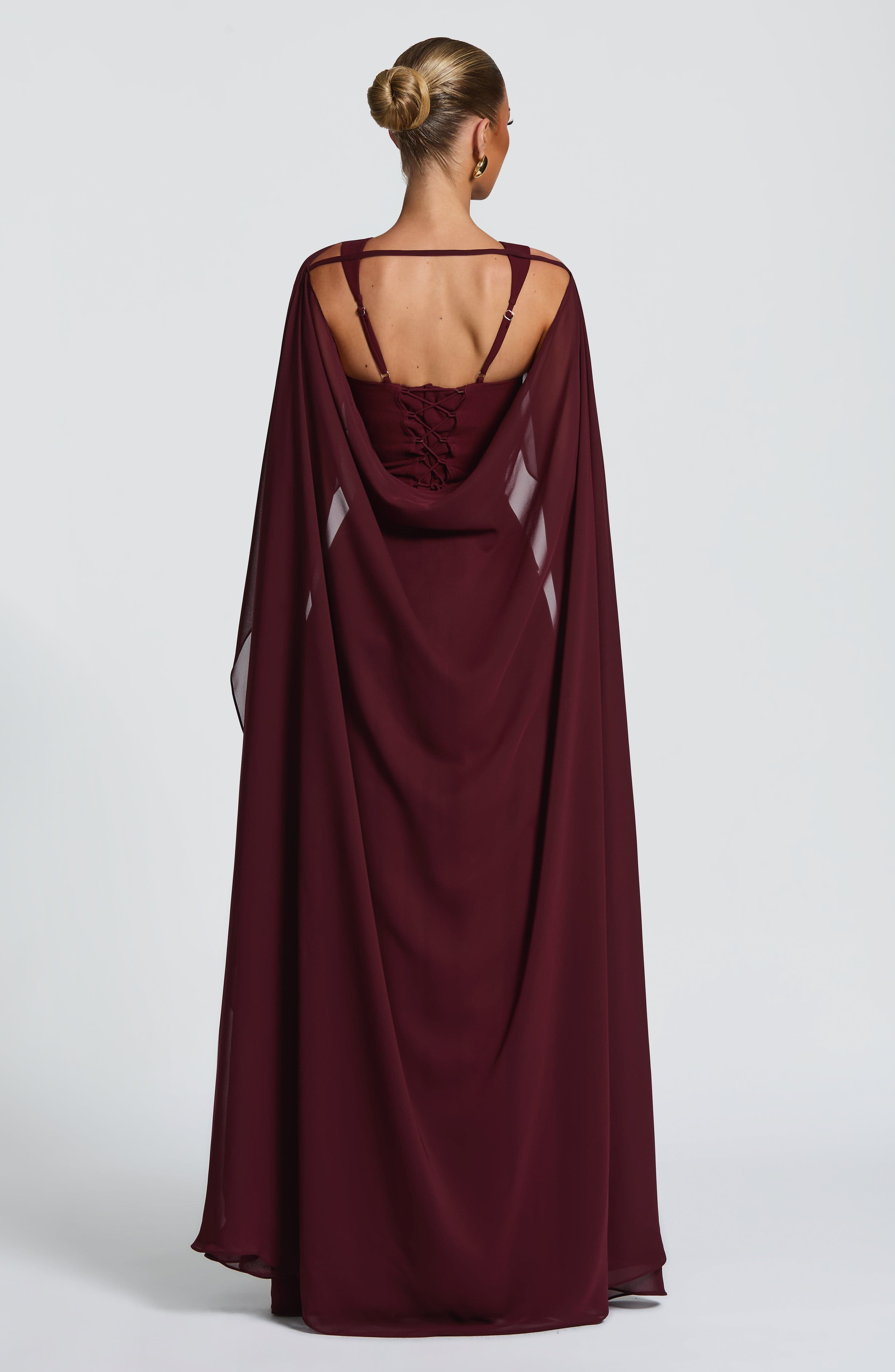 Vestido Tullulah Valmont — Maxi Largo | Negro, Oliva, Ciruela y Cereza