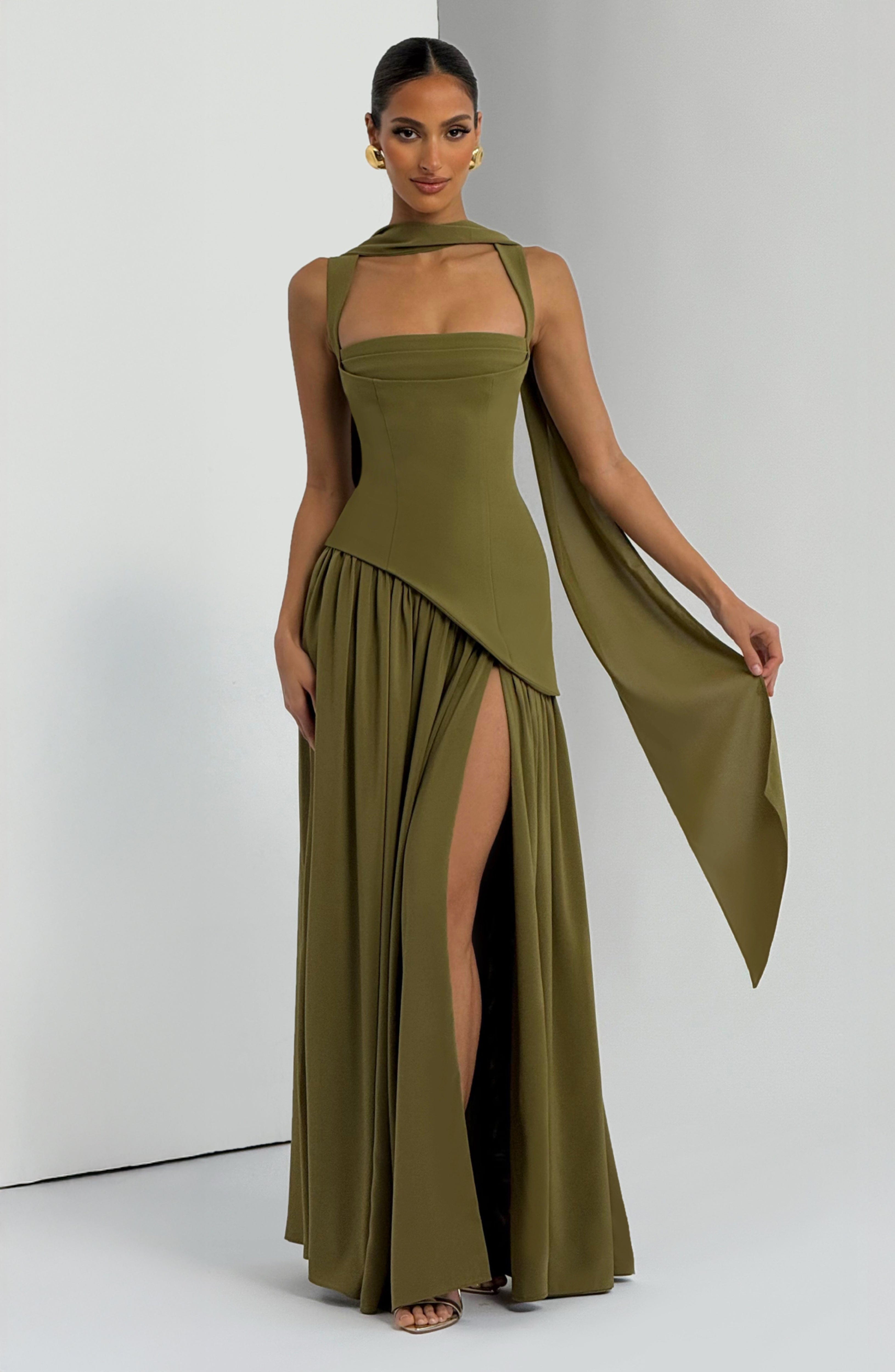 Vestido Tullulah Valmont — Maxi Largo | Negro, Oliva, Ciruela y Cereza