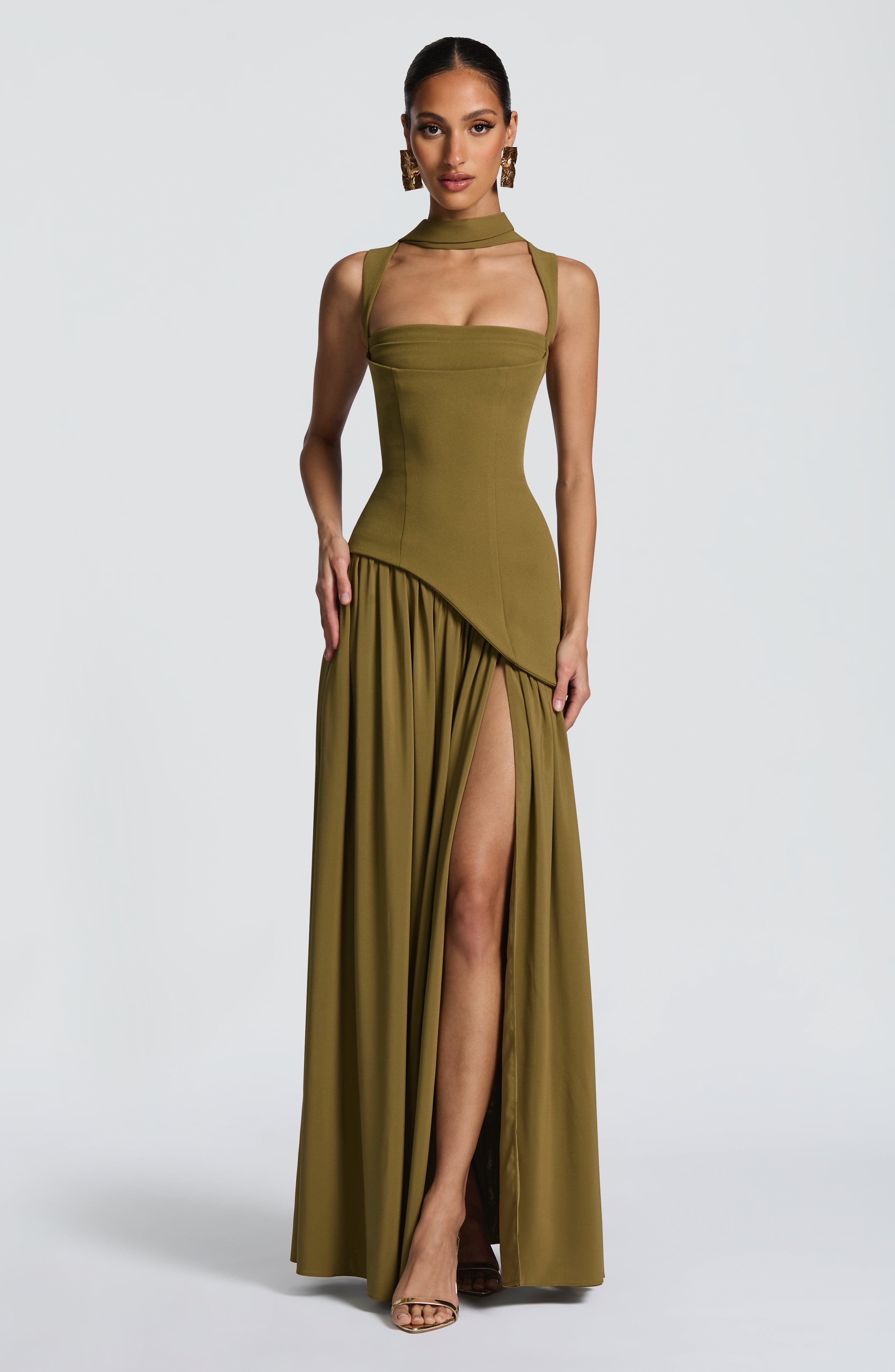 Vestido Tullulah Valmont — Maxi Largo | Negro, Oliva, Ciruela y Cereza