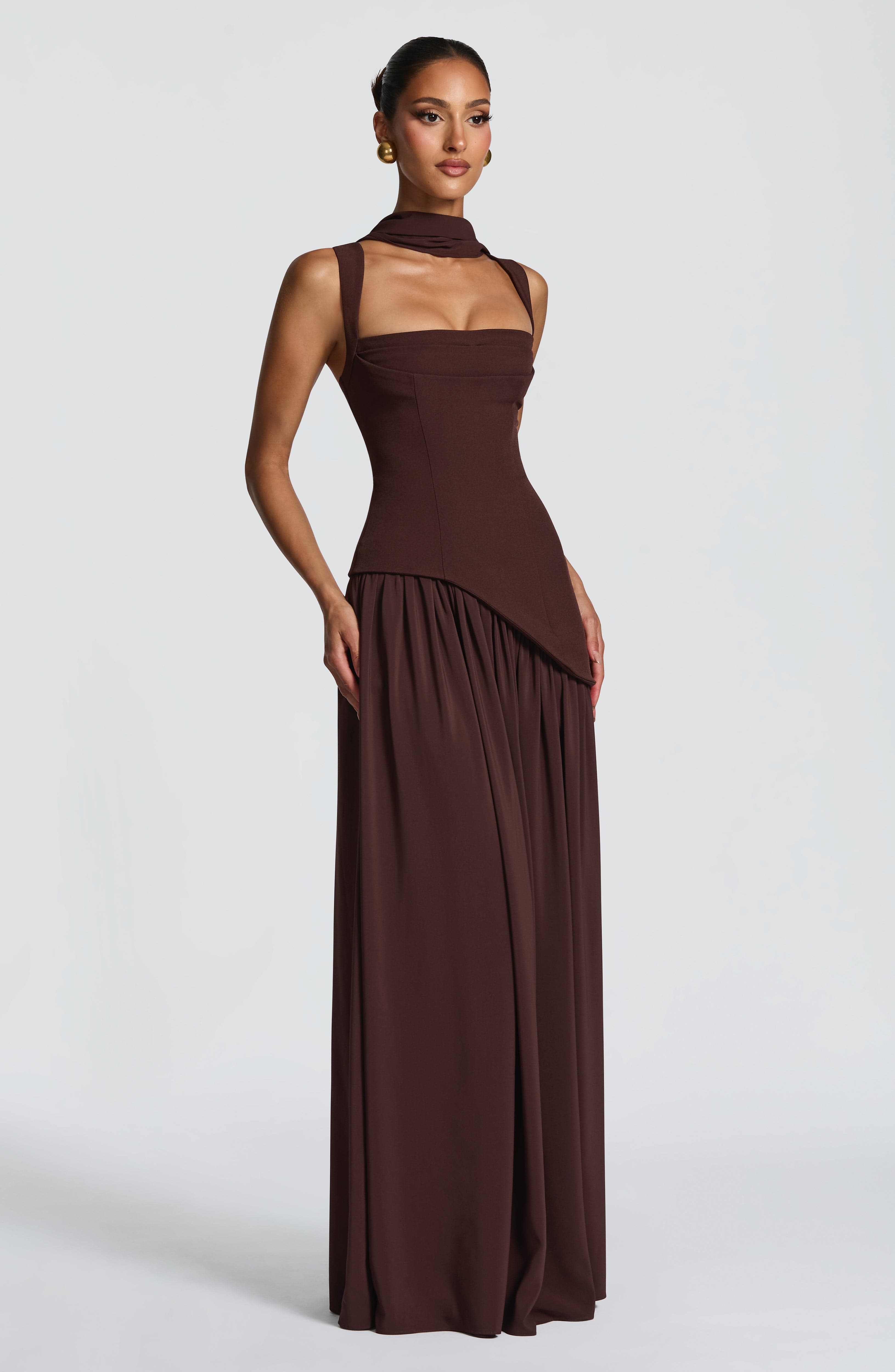 Vestido Tullulah Valmont — Maxi Largo | Negro, Oliva, Ciruela y Cereza