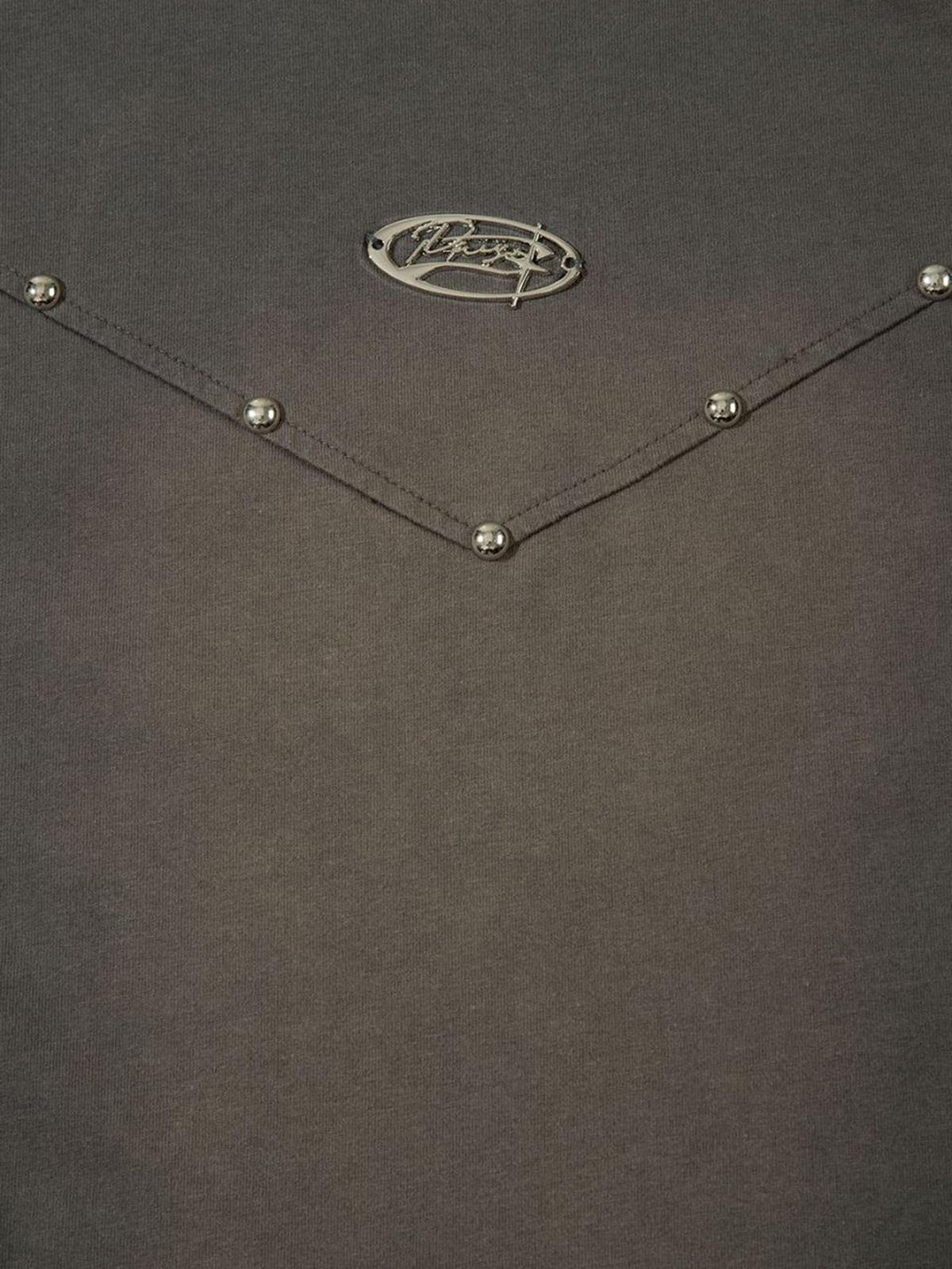 Camiseta Rivets Vintage Valmont — Distinción urbana irresistible | Vintage Wash