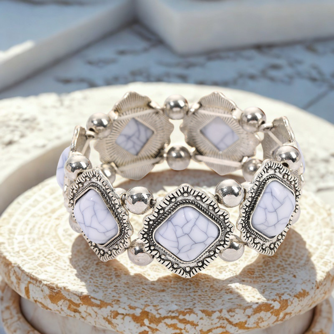 Pulsera Nomade Concho Valmont — Elegancia irresistible | Blanco